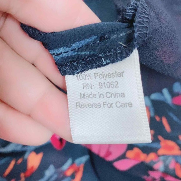 WOMAN'S Plus 3X Standards and Practices Blue Floral High Low Wrap Top Blouse - Picture 10 of 12